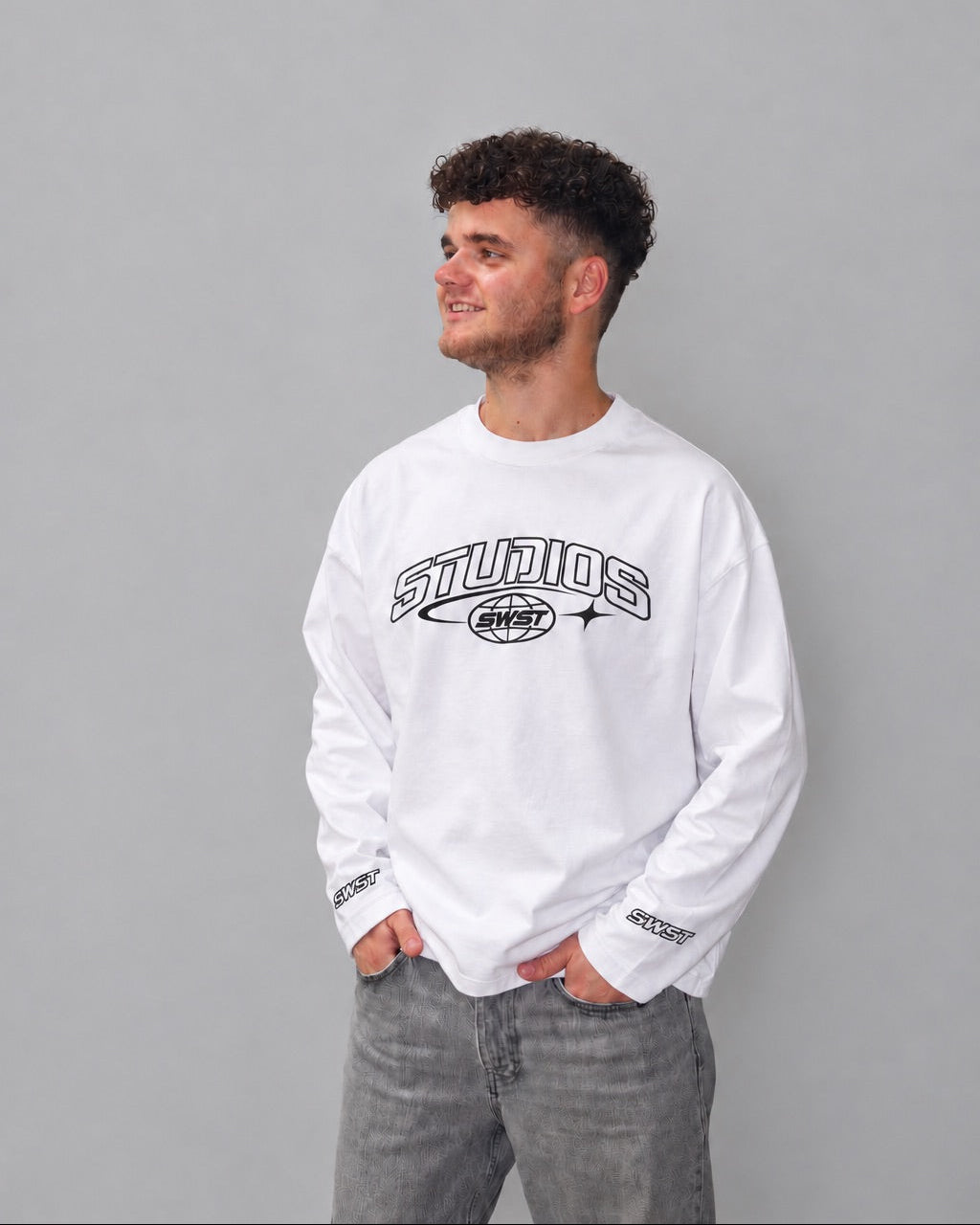 Studios longsleeve black