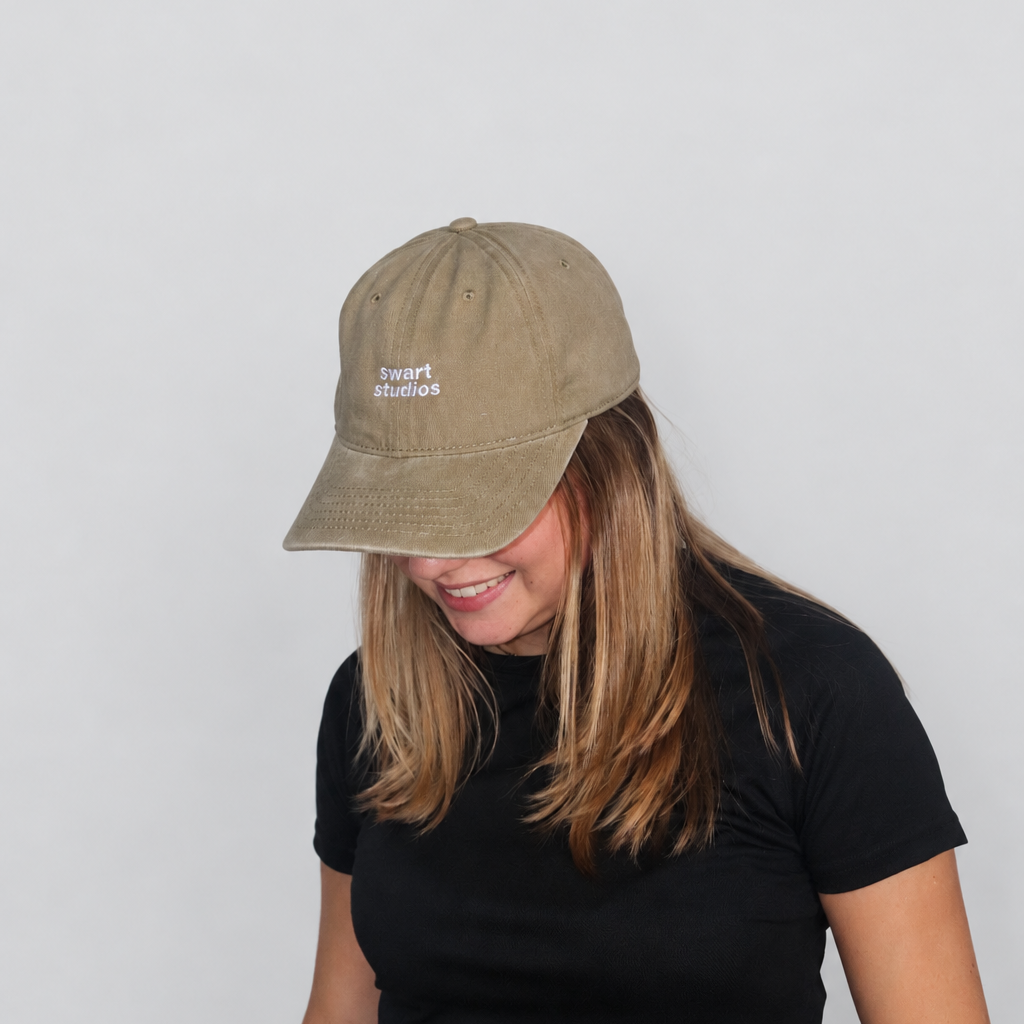 Swart Studios pet Khaki